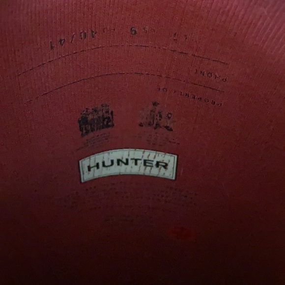 Size 9 Hunter rain boots - Picture 7 of 8